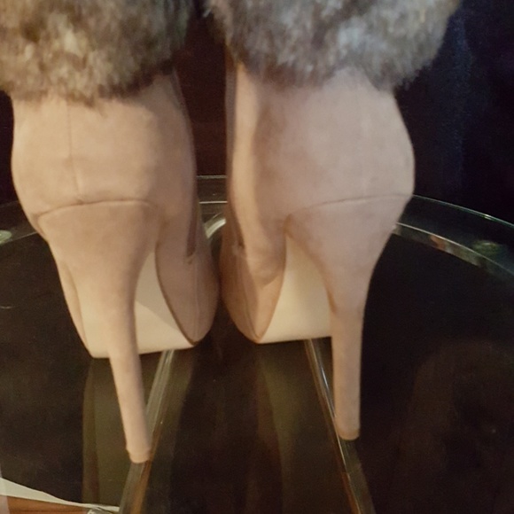 NWOT BROWN SUEDE FAX FUR BOOTS - Picture 3 of 5